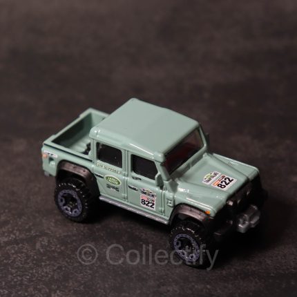 Hot Wheels Mainline - '15 Land Rover Defender Double Cap (2018 HW Hot Trucks)