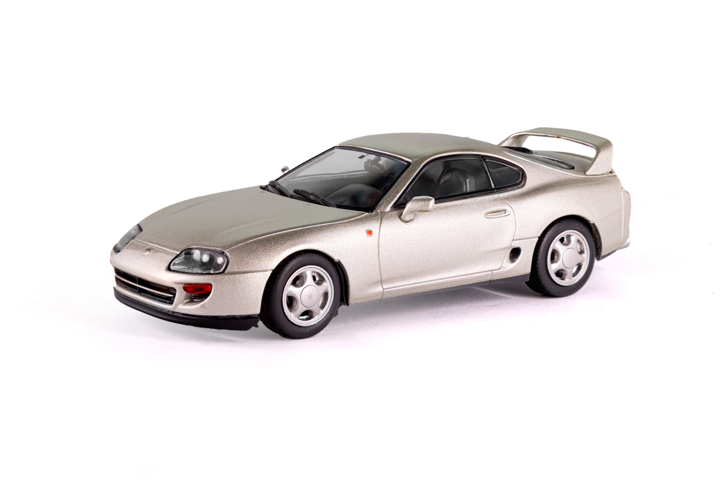 1-43-toyota-supra-mkiv-silver-2002-01-1