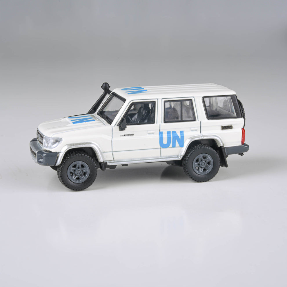 land-cruiser-un