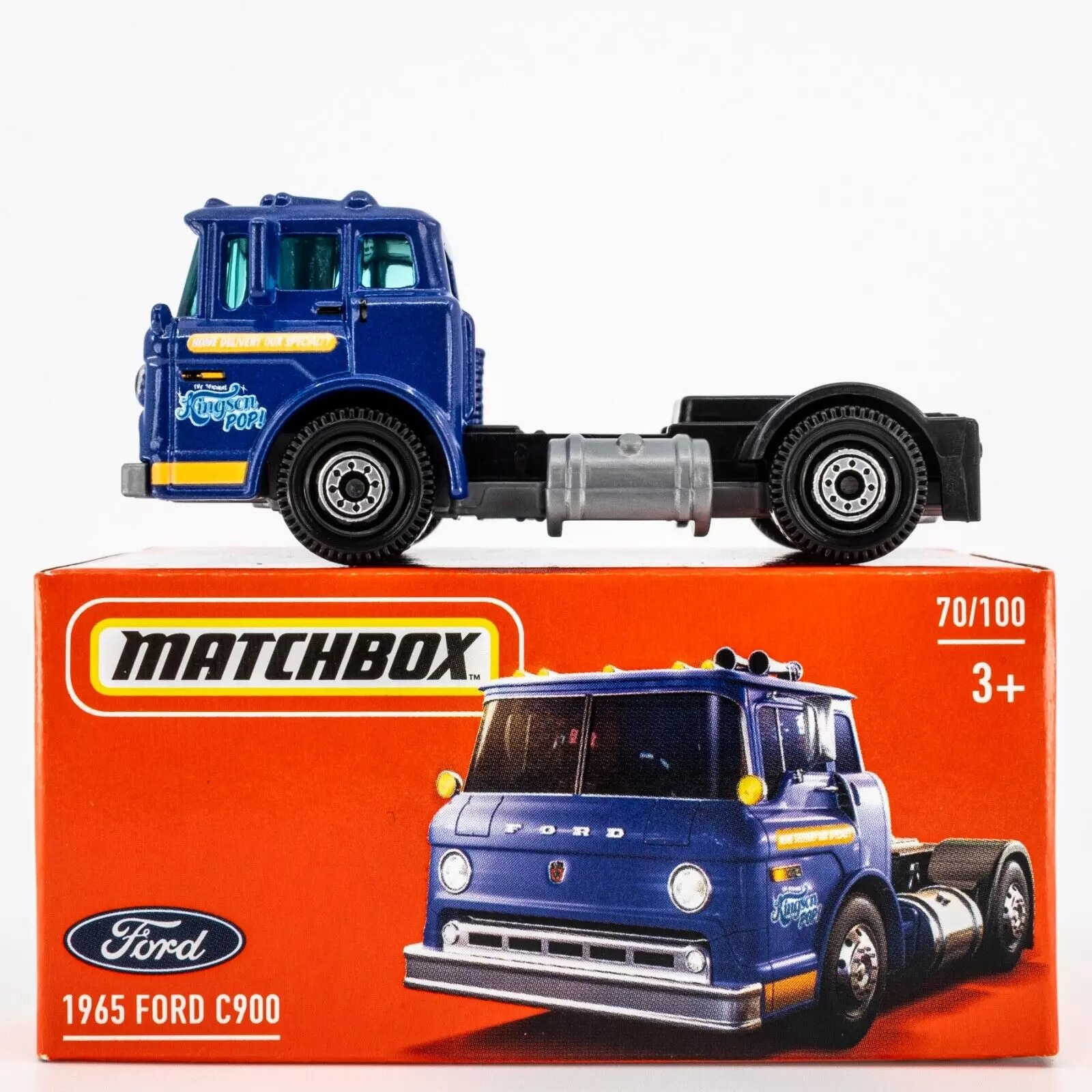 1965_ford_c900_powergrabs_white